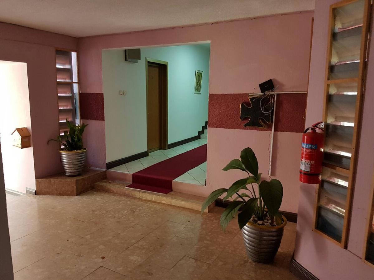 Royal Basin Resort Kumasi Extérieur photo